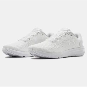Under‎ Armour Charged Persuit Shoes Size 10 NWB